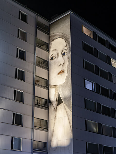 Riihim&auml;enkadun kerrostaloja